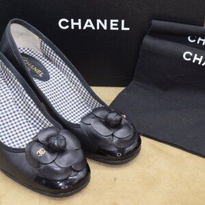 EUC CHANEL Black Cap Toe Heels Pumps 37 C 6.5 Cameliia Flower CC Logo w/ BOX